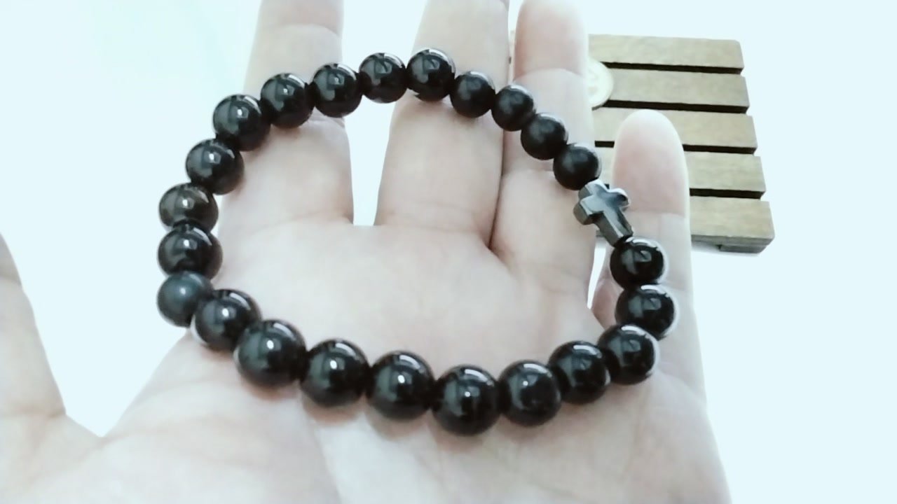【恩典相伴】天然黑曜石十字架手鍊|Meiling 手作基督徒飾品,專屬尺寸重新客製訂製,將主的平安隨身配戴:圖片 4