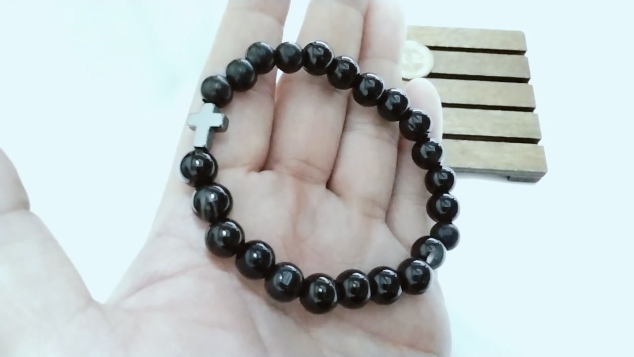 【恩典相伴】天然黑曜石十字架手鍊|Meiling 手作基督徒飾品,專屬尺寸重新客製訂製,將主的平安隨身配戴